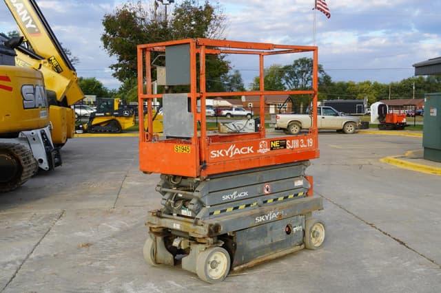 Image of Sky Jack SJIII3219 equipment image 1