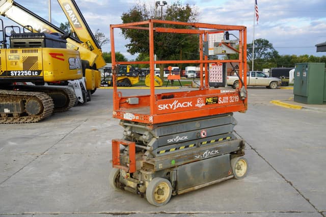 Image of Sky Jack SJIII3219 equipment image 4