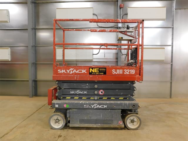 Image of Sky Jack SJIII3219 equipment image 4