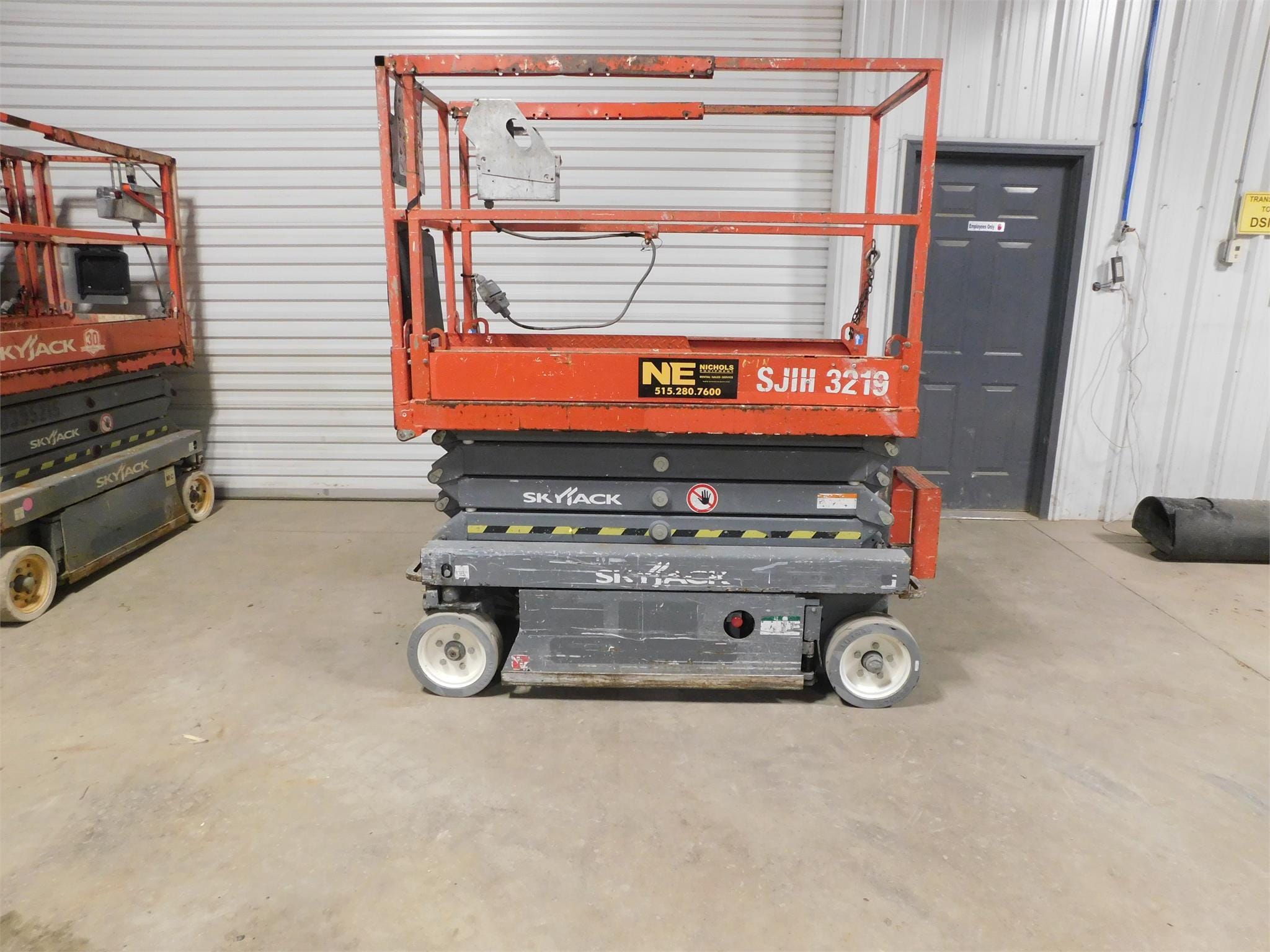 2015 Sky Jack SJIII3219 Equipment Image0