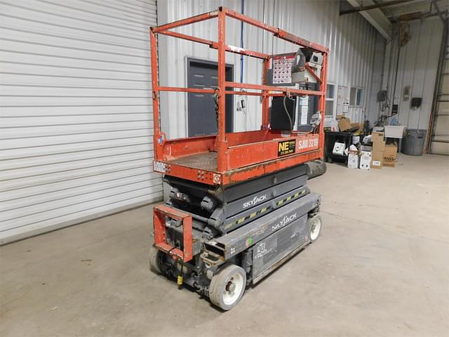 Image of Sky Jack SJIII3219 equipment image 2