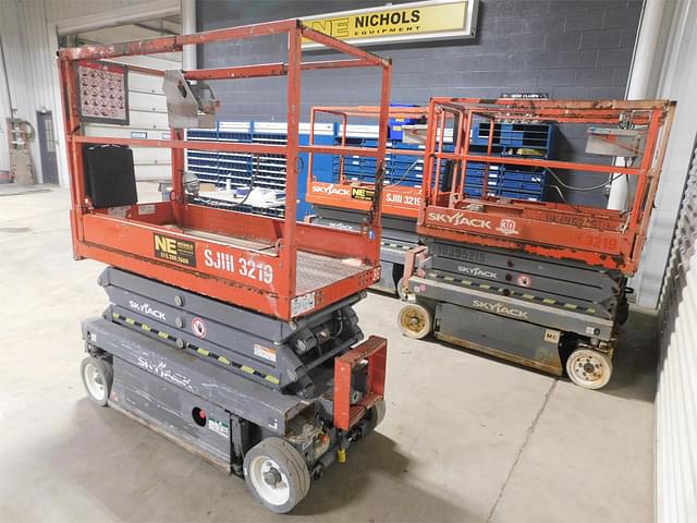 Image of Sky Jack SJIII3219 equipment image 4