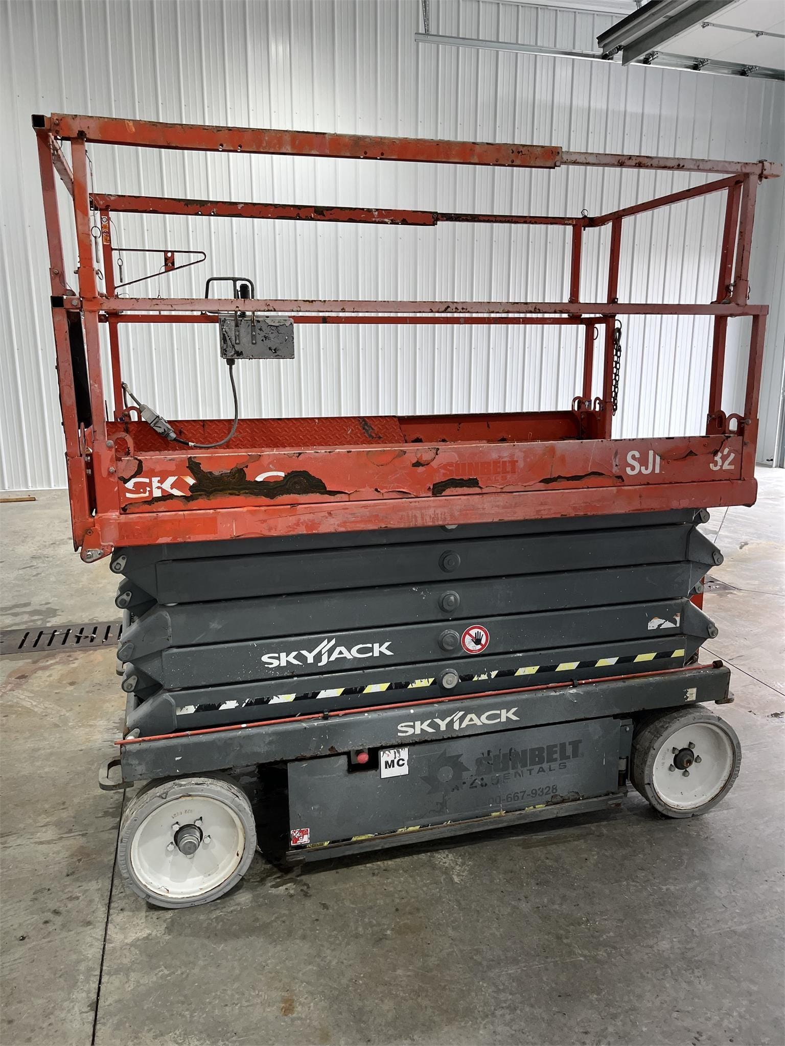 2015 Sky Jack SJIII4632 Equipment Image0