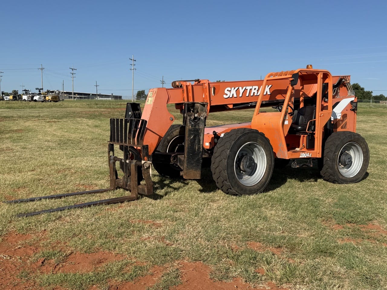 2015 Skytrak 10042 Equipment Image0