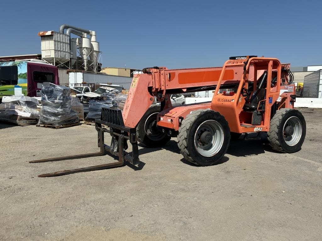 2015 Skytrak 6042 Equipment Image0
