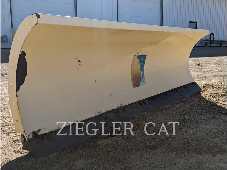 2015 Snow Wolf Alpha Plow Equipment Image0