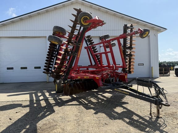 2015 Sunflower 1436 Equipment Image0
