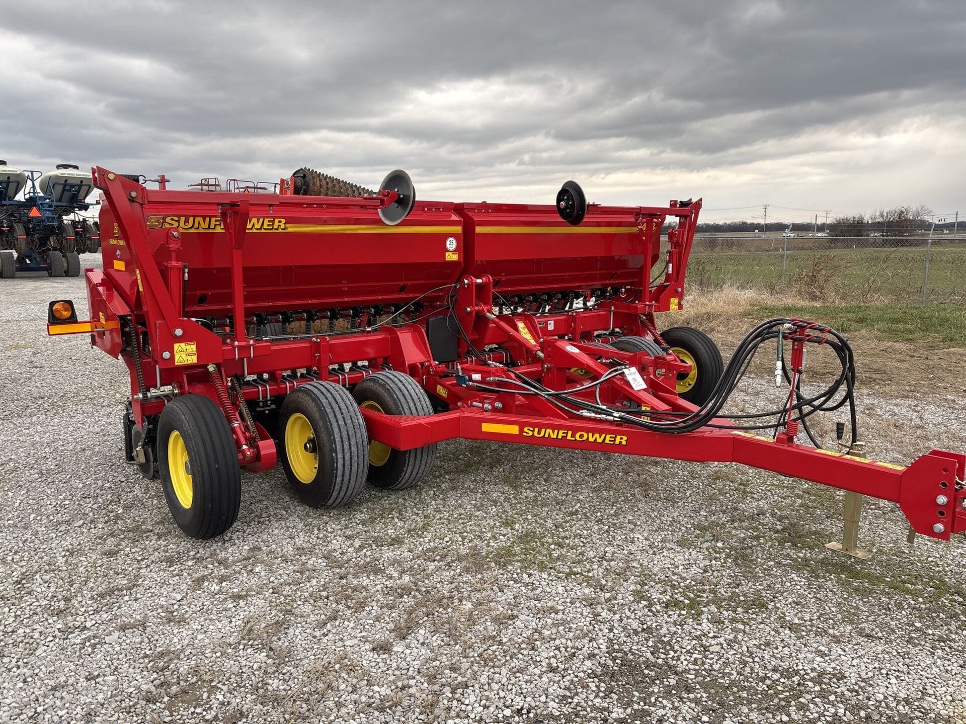 2015 Sunflower 9413-15 Equipment Image0