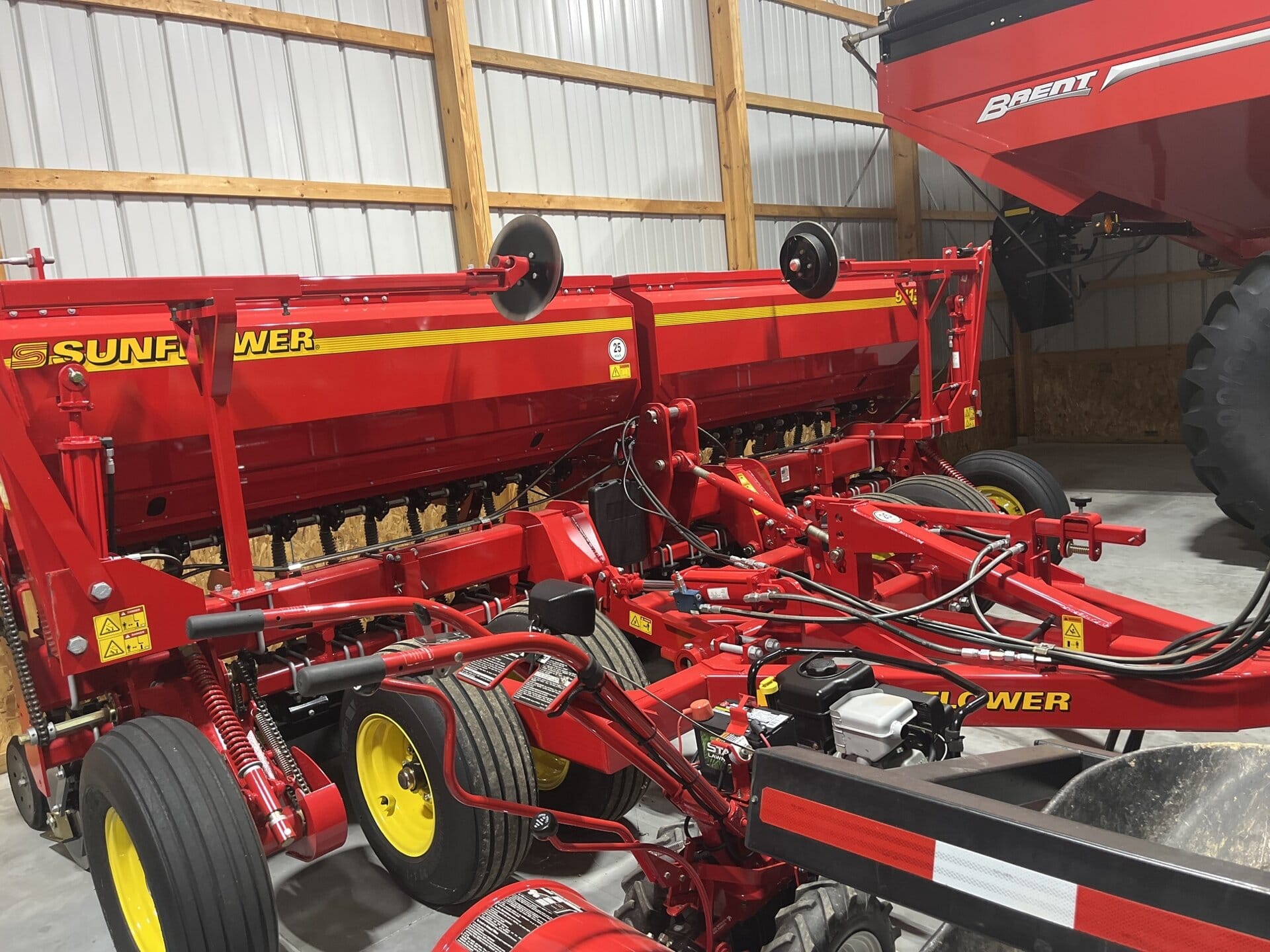 2015 Sunflower 9413-15 Equipment Image0