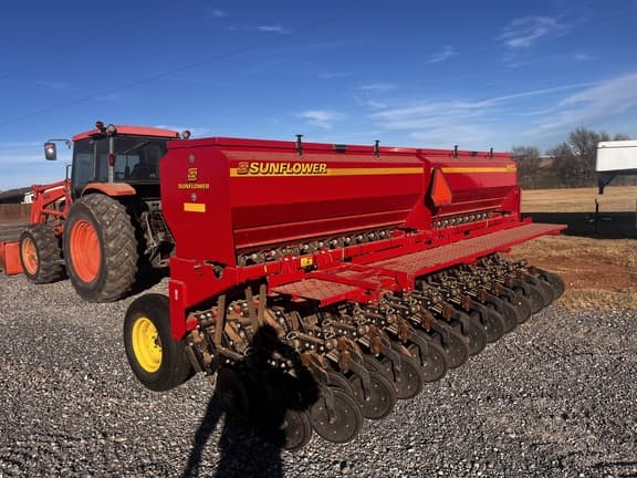 Image of Sunflower 9413 equipment image 1