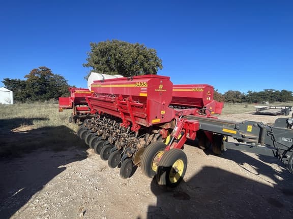 Image of Sunflower 9435-30 equipment image 4