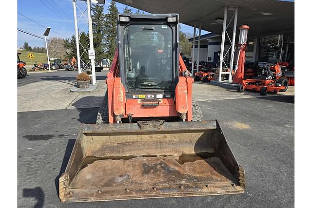 Image of Kubota SVL75-2 equipment image 2