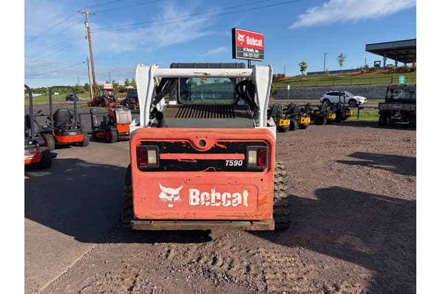 Image of Bobcat T590 equipment image 3