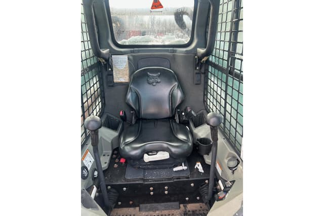 Image of Bobcat T590 equipment image 4