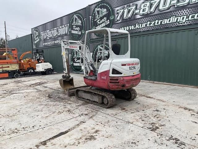 Image of Takeuchi TB230 equipment image 1