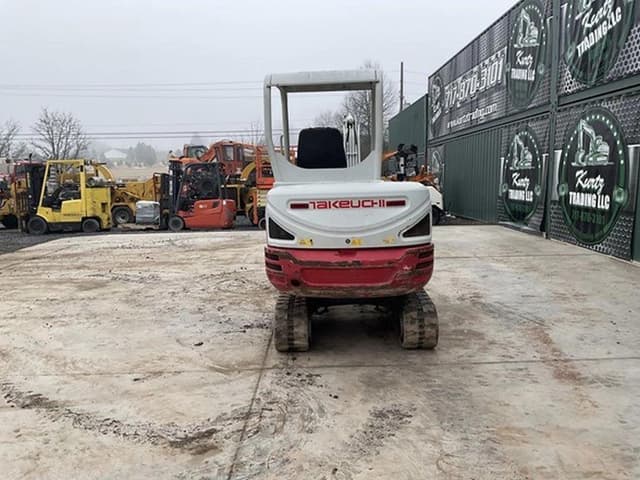 Image of Takeuchi TB230 equipment image 2