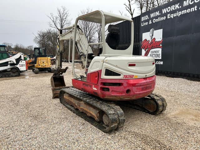Image of Takeuchi TB260 equipment image 1