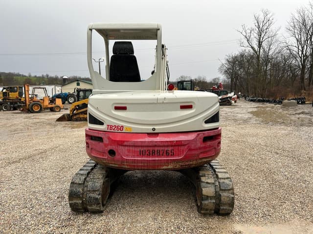 Image of Takeuchi TB260 equipment image 2