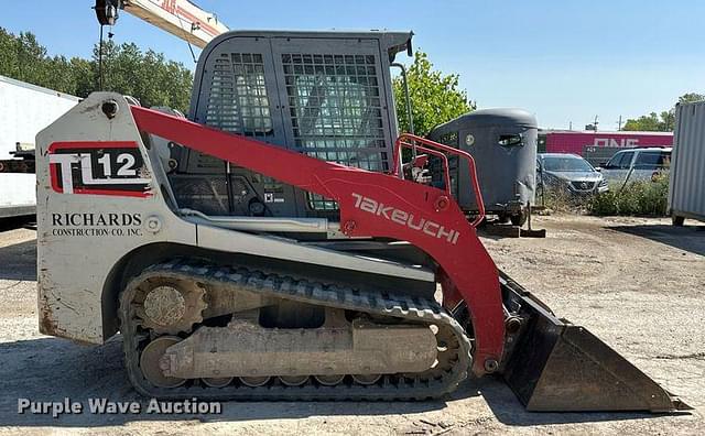 Image of Takeuchi TL12 equipment image 3