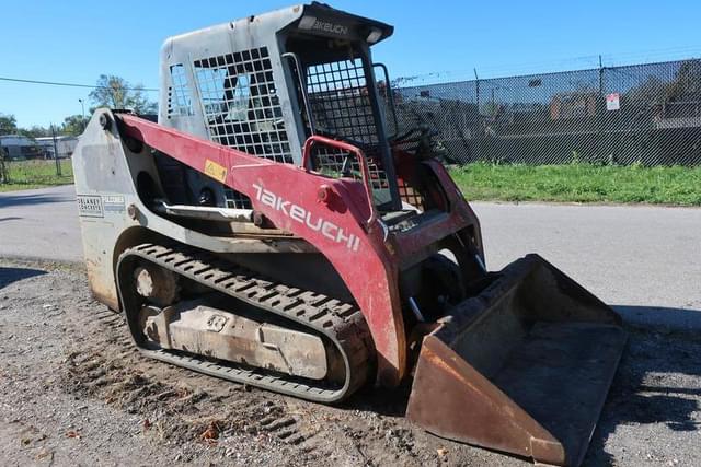 Image of Takeuchi TL8 equipment image 3