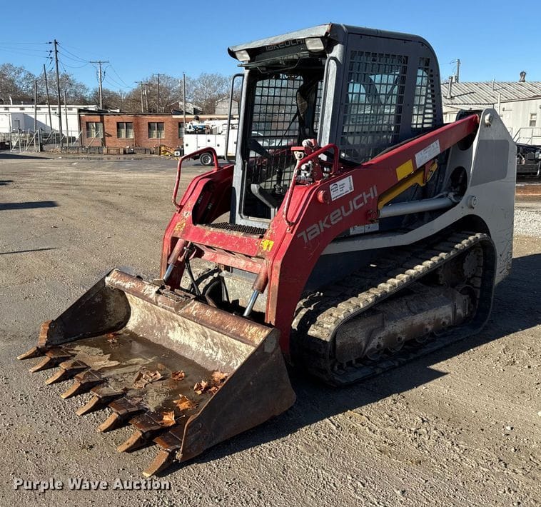 2015 Takeuchi TL8 Equipment Image0