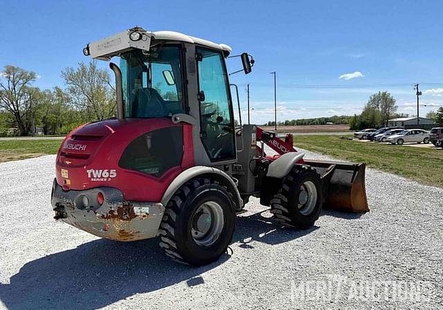 Image of Takeuchi TW65 equipment image 4