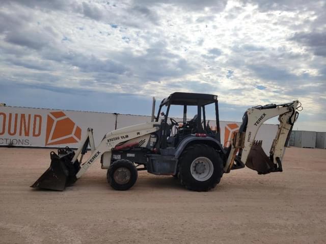 Image of Terex TLB840R equipment image 1
