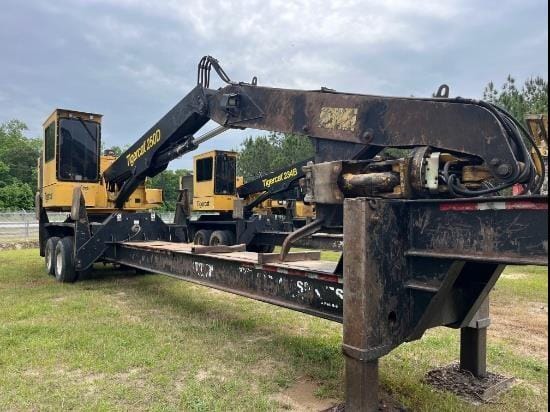 2015 Tigercat 250D Equipment Image0