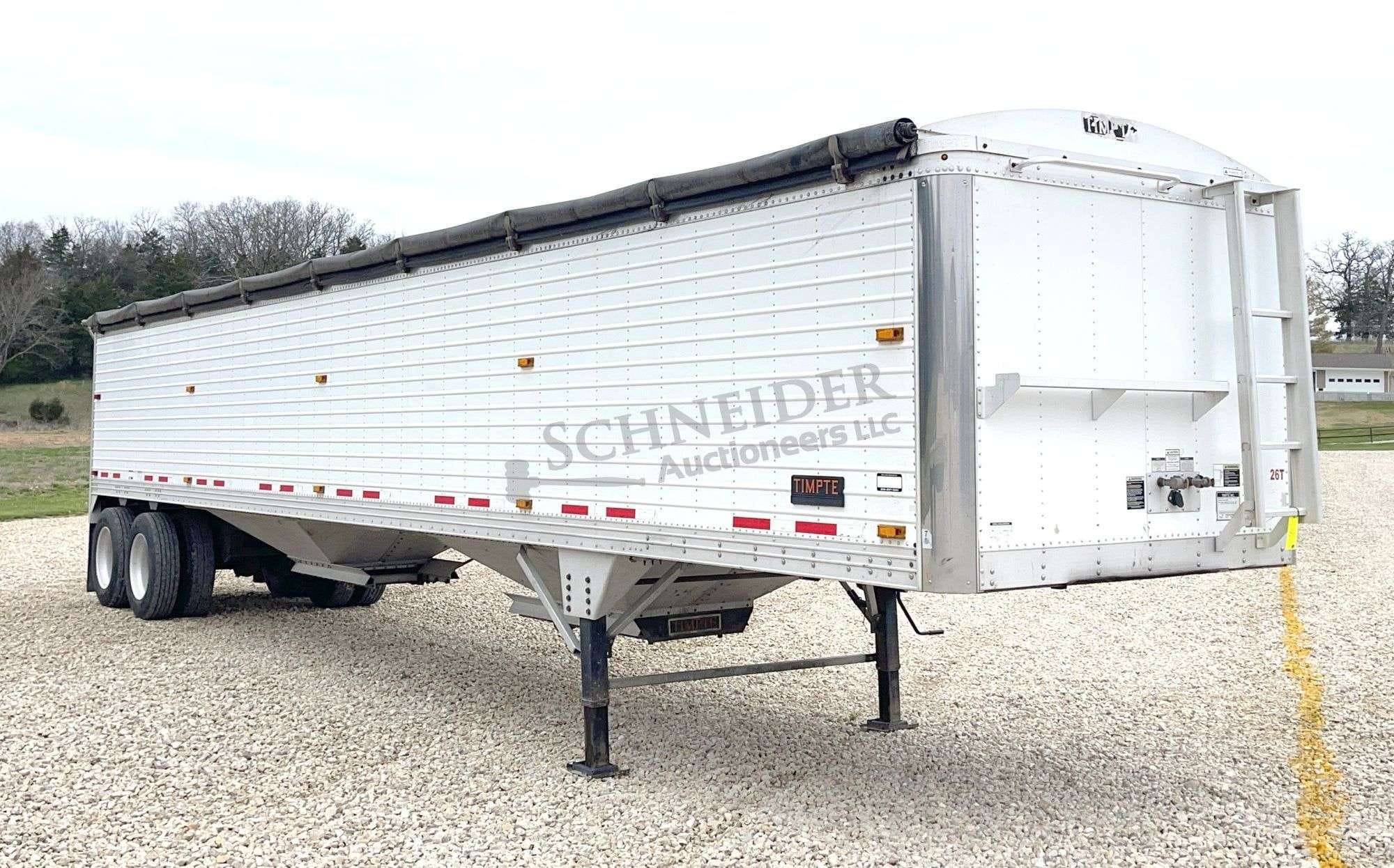 2015 Timpte Super Hopper Equipment Image0