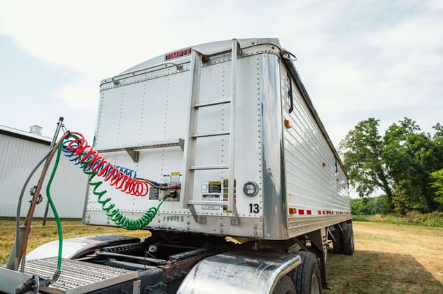 Image of Timpte Super Hopper equipment image 2