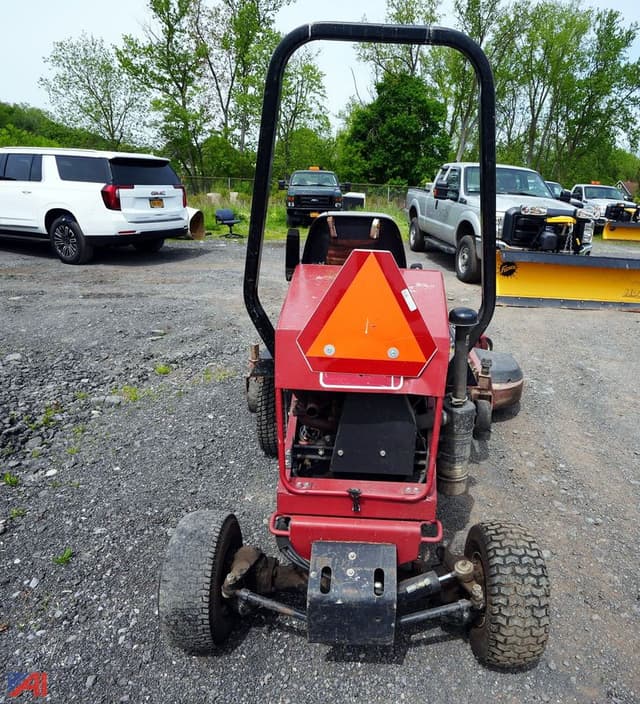 Image of Toro Groundsmaster 325-D equipment image 3