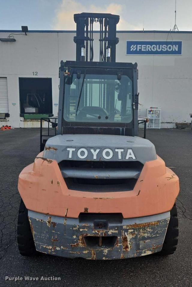Image of Toyota 8FD80U equipment image 4