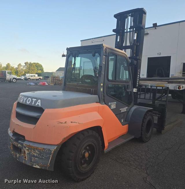 Image of Toyota 8FD80U equipment image 3