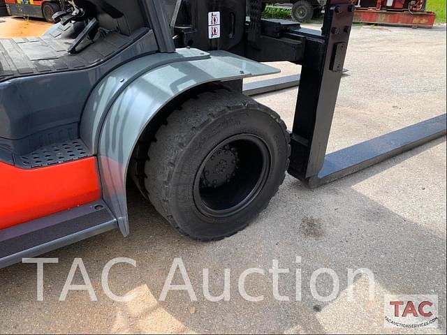 Image of Toyota 8FG80U equipment image 4