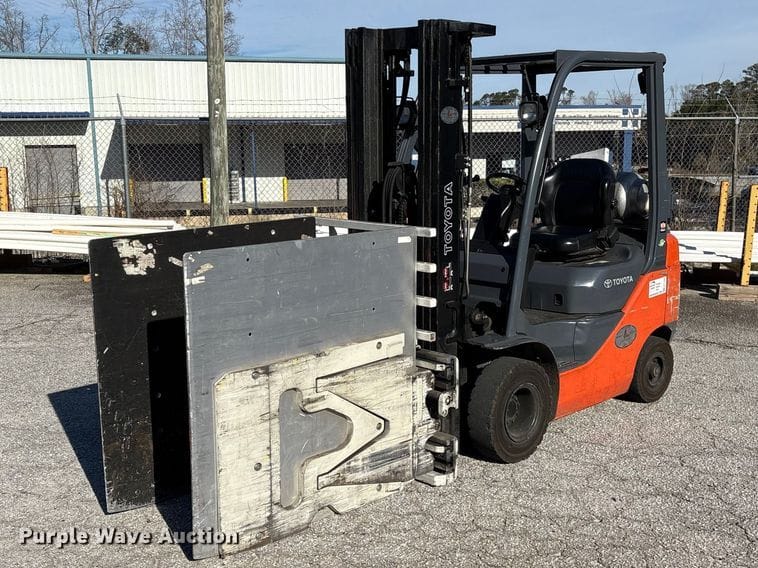 2015 Toyota 8FGU18 Equipment Image0