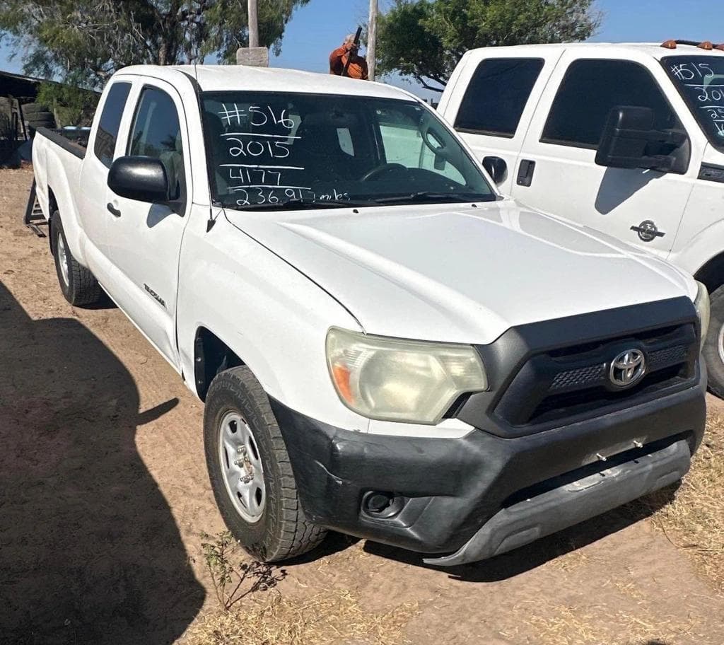 Image of Toyota Tacoma Primary image