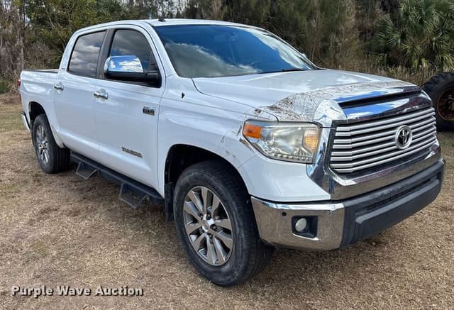 Image of Toyota Tundra equipment image 2