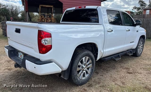 Image of Toyota Tundra equipment image 4