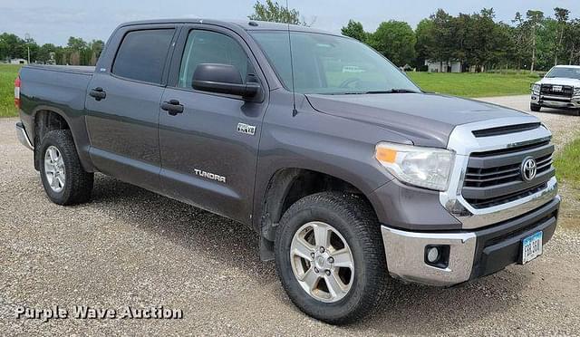 Image of Toyota Tundra equipment image 2