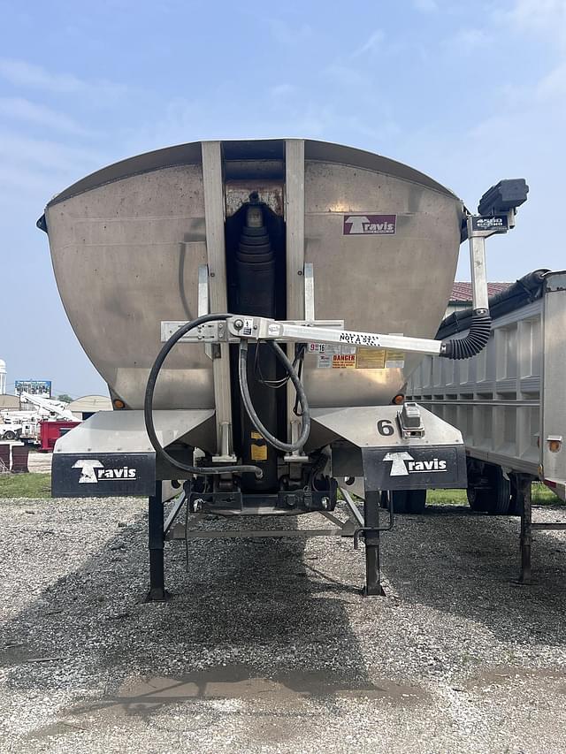 Image of Travis Undetermined equipment image 1