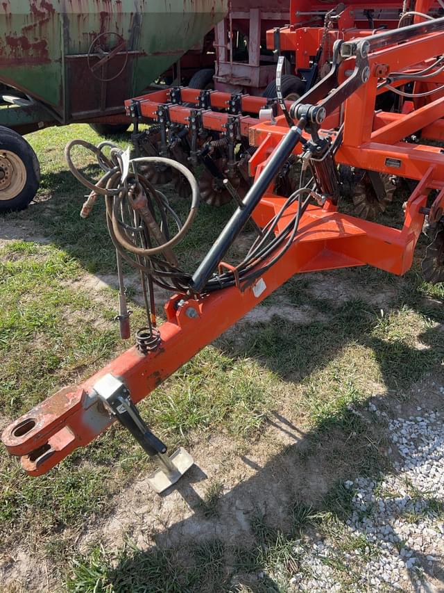 Image of Tye 2015 equipment image 2