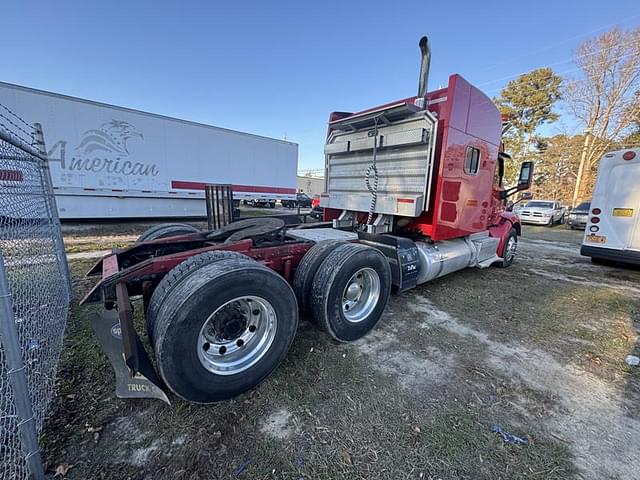 Image of Peterbilt 579 equipment image 3