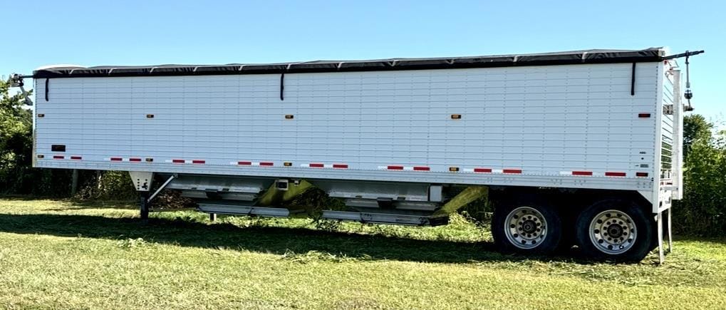 2015 Timpte Super Hopper Equipment Image0