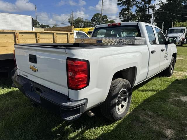 Image of Chevrolet 1500 equipment image 2
