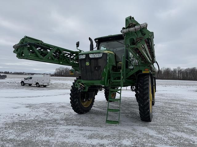 Image of John Deere R4045 equipment image 2