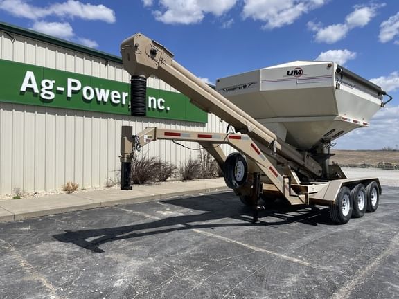 2015 Unverferth 3750 Equipment Image0