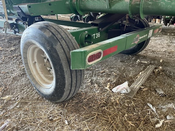 2015 Unverferth HT36 Equipment Image0