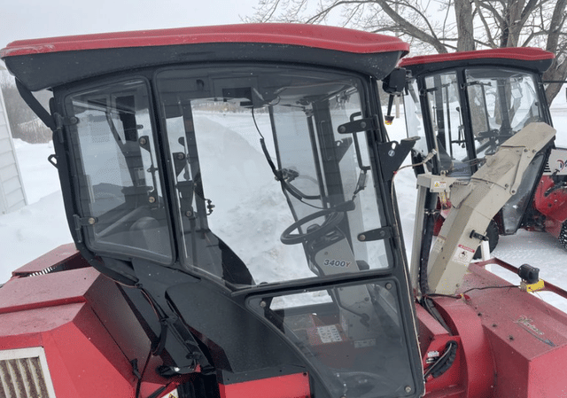 Image of Ventrac 3400Y equipment image 2