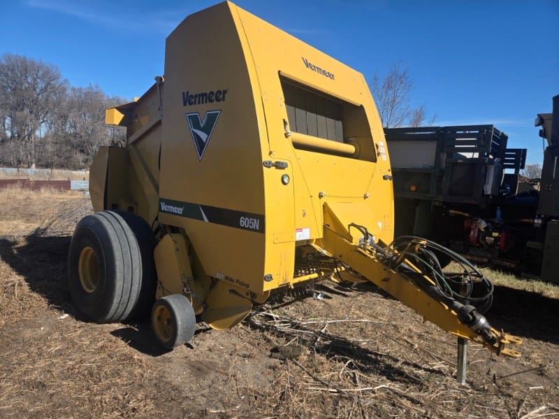 2015 Vermeer 605N Equipment Image0