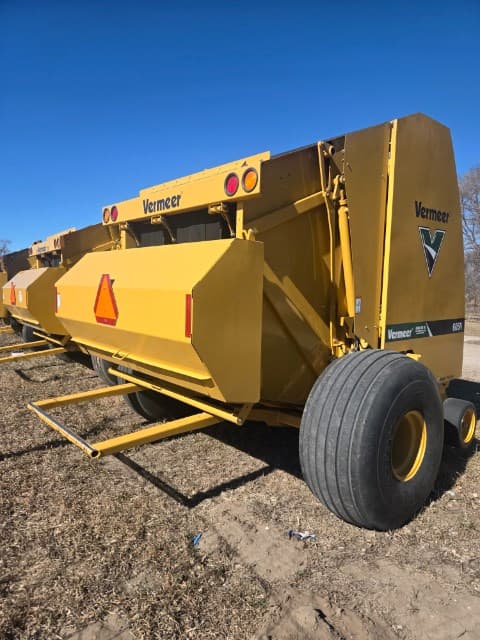 Image of Vermeer 605N equipment image 2